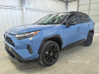 TOYOTA RAV4 XSE