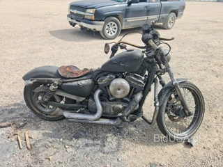 HARLEY-DAVIDSON XL1200 V