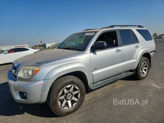 TOYOTA 4RUNNER SR5