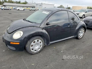 VOLKSWAGEN NEW BEETLE