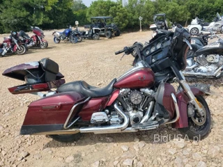 HARLEY-DAVIDSON FLHX STREET GLIDE