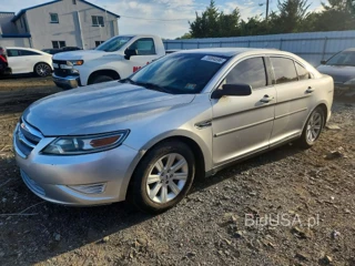 FORD TAURUS SE