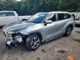 TOYOTA HIGHLANDER HYBRID XLE