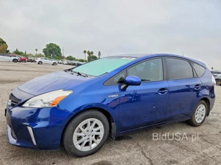 TOYOTA PRIUS V THREE