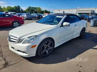 MERCEDES-BENZ E 550
