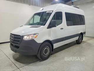MERCEDES-BENZ SPRINTER 2500