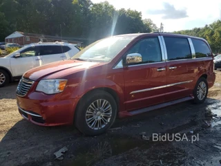 CHRYSLER TOWN & COUNTRY TOURING L