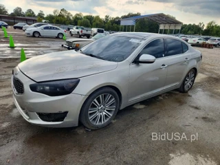 KIA CADENZA PREMIUM