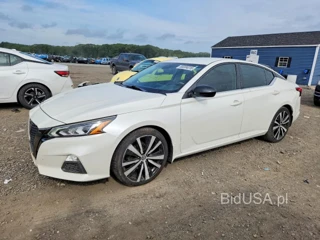 NISSAN ALTIMA SR
