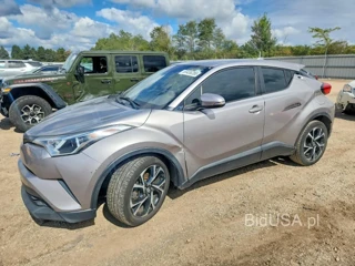 TOYOTA C-HR XLE