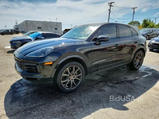 PORSCHE CAYENNE BASE