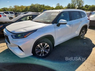 TOYOTA HIGHLANDER XLE