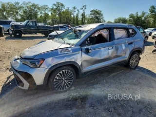 VOLKSWAGEN TAOS SE