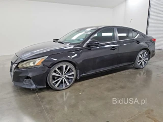 NISSAN ALTIMA SR