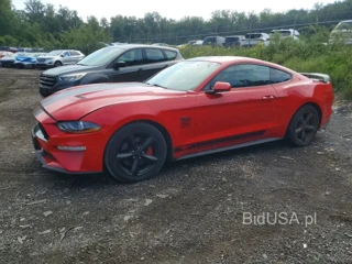 FORD MUSTANG GT