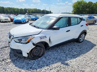 NISSAN KICKS S