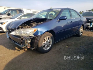 TOYOTA CAMRY LE V6