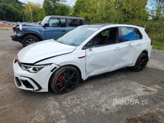 VOLKSWAGEN GTI S