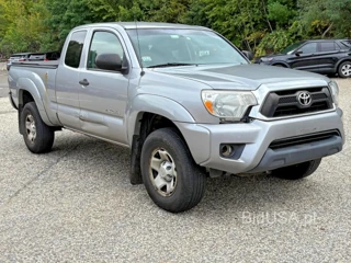 TOYOTA TACOMA