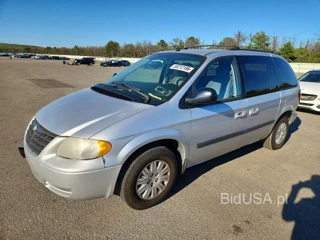 CHRYSLER TOWN & COUNTRY