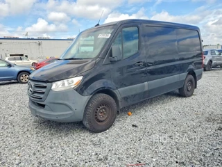 MERCEDES-BENZ SPRINTER 2500