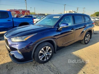 TOYOTA HIGHLANDER XLE
