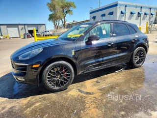 PORSCHE MACAN GTS