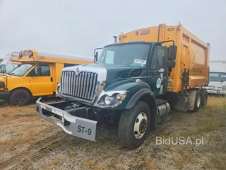 INTERNATIONAL 7400