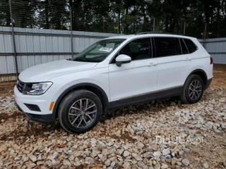 VOLKSWAGEN TIGUAN SE