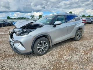 TOYOTA HIGHLANDER XLE