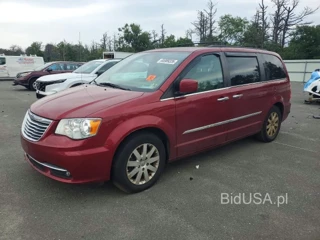 CHRYSLER TOWN & COUNTRY TOURING