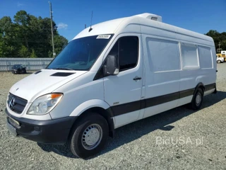 MERCEDES-BENZ SPRINTER 2500