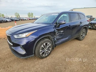 TOYOTA HIGHLANDER XLE