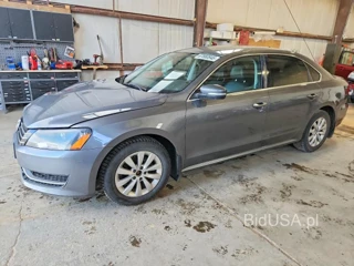 VOLKSWAGEN PASSAT SE
