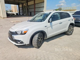 MITSUBISHI OUTLANDER SPORT ES