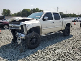 CHEVROLET SILVERADO K1500 LT