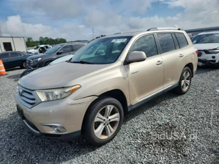TOYOTA HIGHLANDER LIMITED