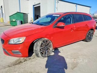 VOLVO V60 T5 DYNAMIC