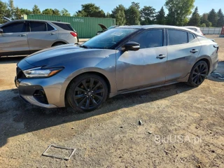 NISSAN MAXIMA SR
