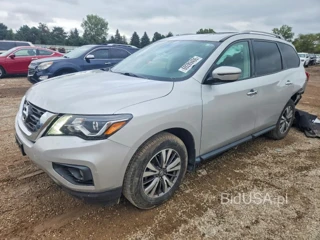 NISSAN PATHFINDER SV