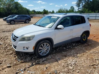 VOLKSWAGEN TIGUAN SE
