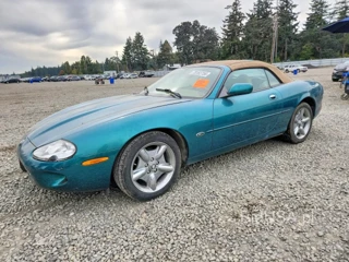 JAGUAR XK8