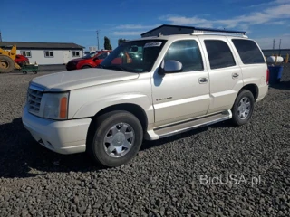 CADILLAC ESCALADE LUXURY