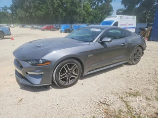 FORD MUSTANG GT
