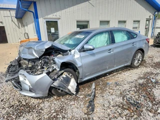 TOYOTA AVALON HYBRID LIMITED