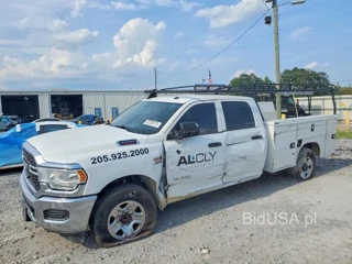 RAM 2500 TRADESMAN