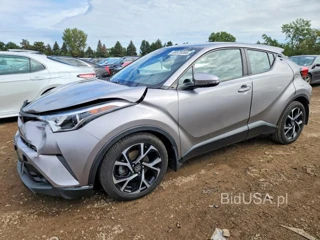 TOYOTA C-HR XLE PREMIUM