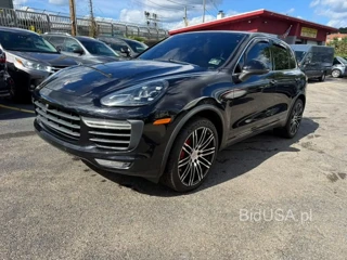 PORSCHE CAYENNE TURBO