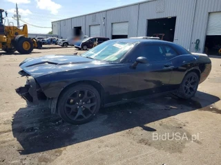 DODGE CHALLENGER SXT