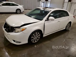 TOYOTA AVALON LIMITED